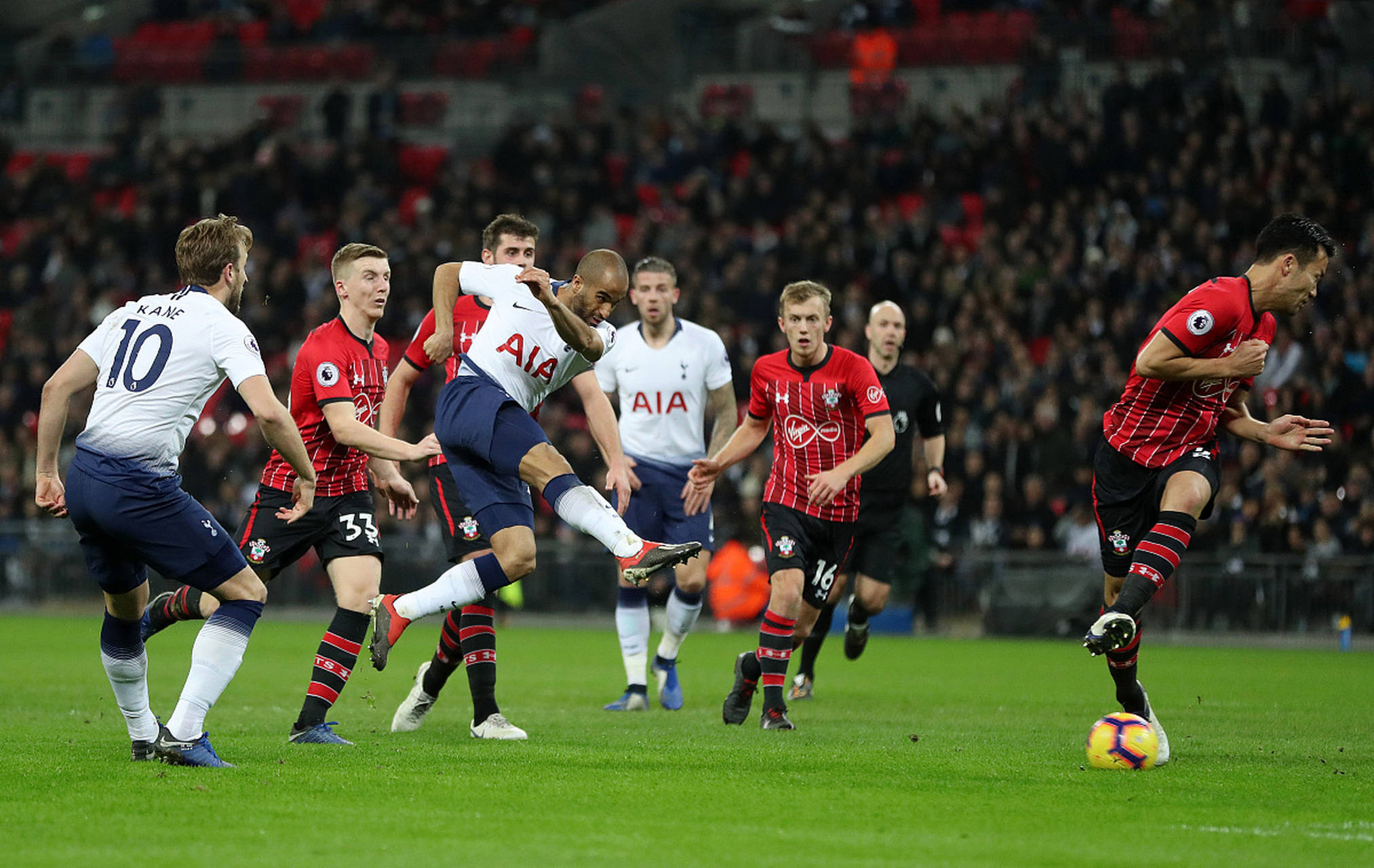 情感经历丰 情感经历丰