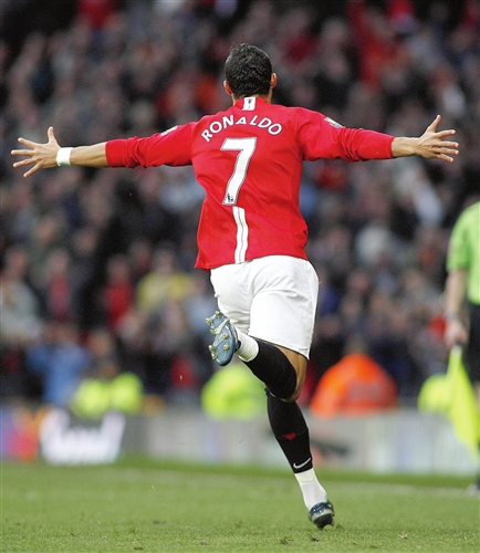 是全球足球 是全球足球